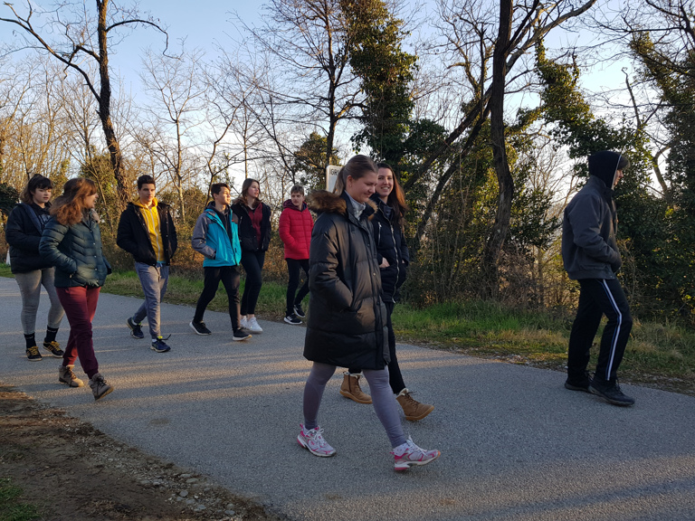 Pridruži Se Nam Na Mladinski Skupini | Društvo Prostovoljcev VZD