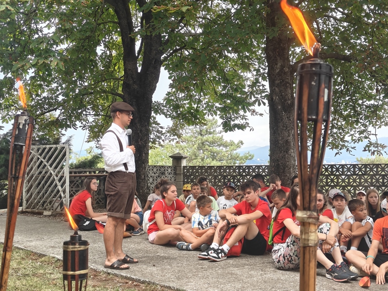 Oratorij in ustvarjalni počitniški teden na Mirenskem Gradu: "Ne boj se nikdar, življenje je dar!"