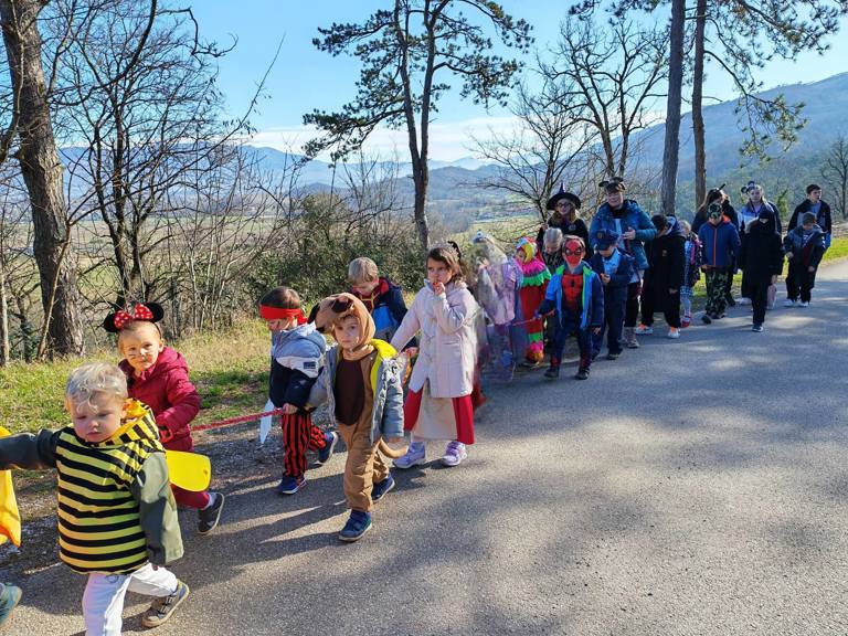 Pustno rajanje na Mirenskem Gradu